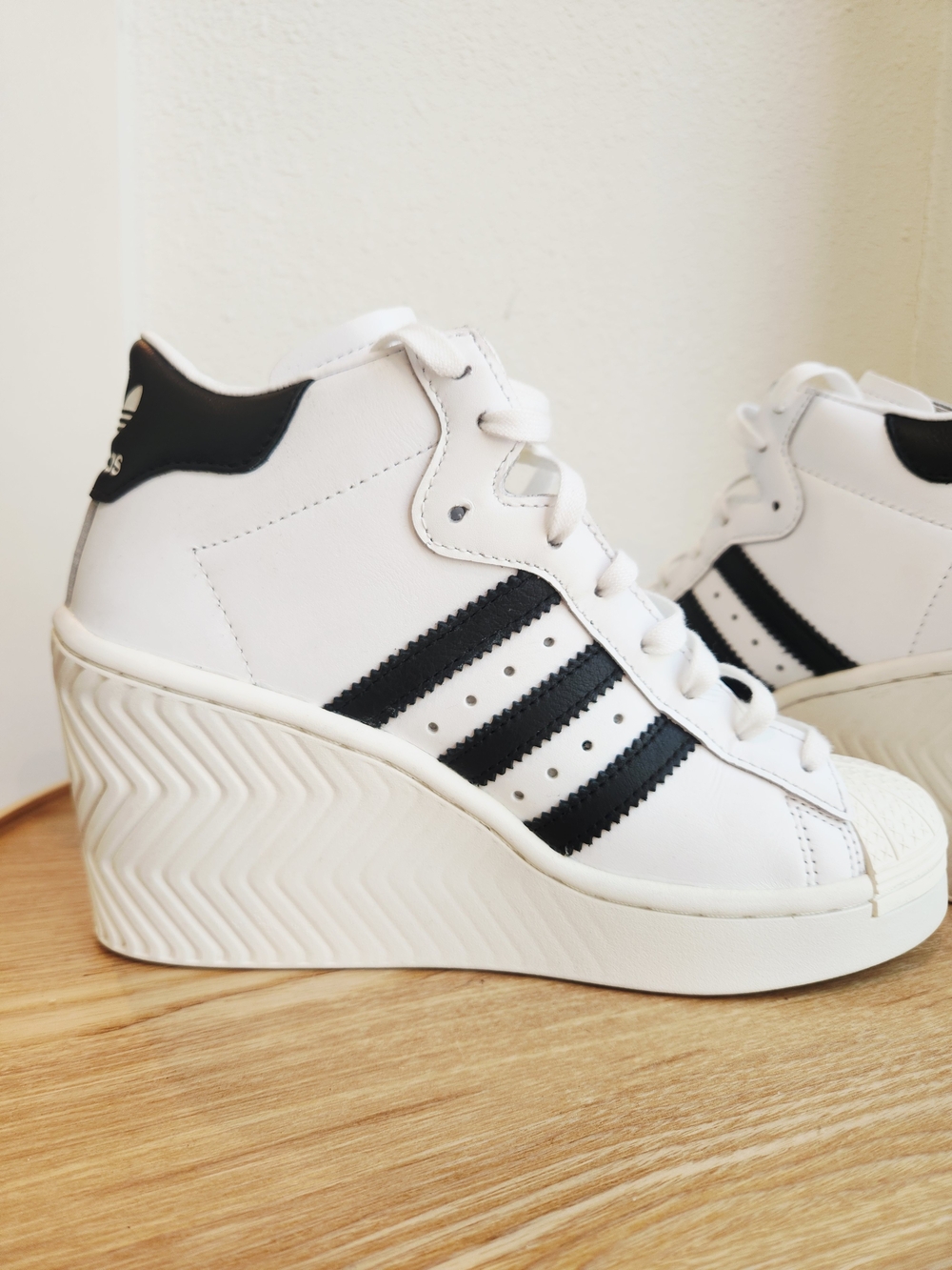 RARE Size 6 adidas Superstar Ellure Shoe Sneaker FW0102 Wedge Heel 2.25" NWOT - Picture 3 of 13